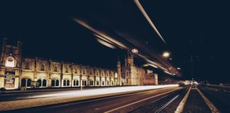Kosztowne podróże w biurach podróży