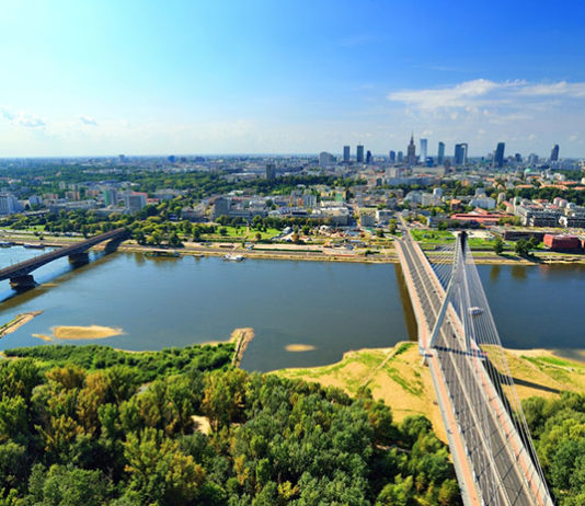 Gdzie warto wybrać się nad Wisłę? Poznaj atrakcje w Warszawie znajdujące się w pobliżu bulwarów