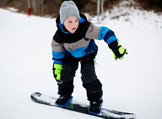 Na jaki obóz snowboardowy postawić