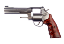 Co jest lepsze rewolwer czy pistolet?