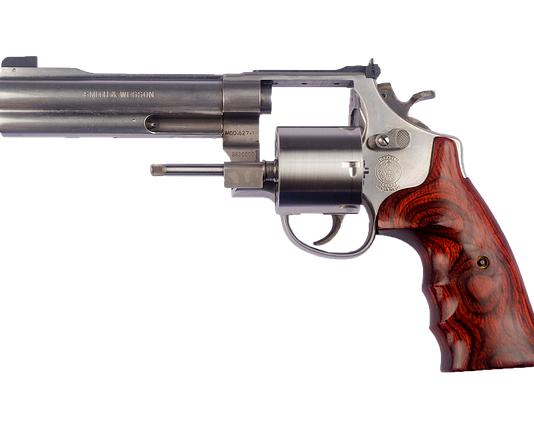 Co jest lepsze rewolwer czy pistolet?