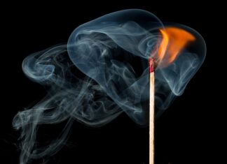 Do jakich świateł trzeba włączyć zapłon?