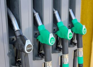 Czy można przeląc benzynę?