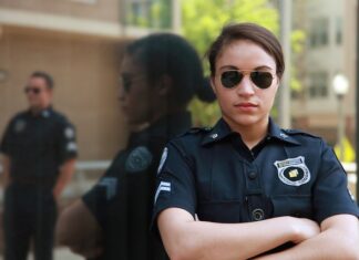 Czy policjant może sprawdzić gaśnicę?