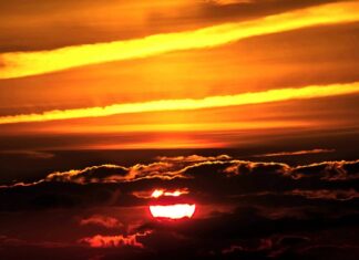 Dlaczego na szybach zostają smugi?