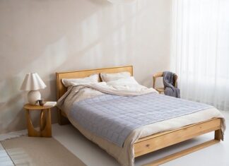 Jak odświeżyć poduszkę bez prania?